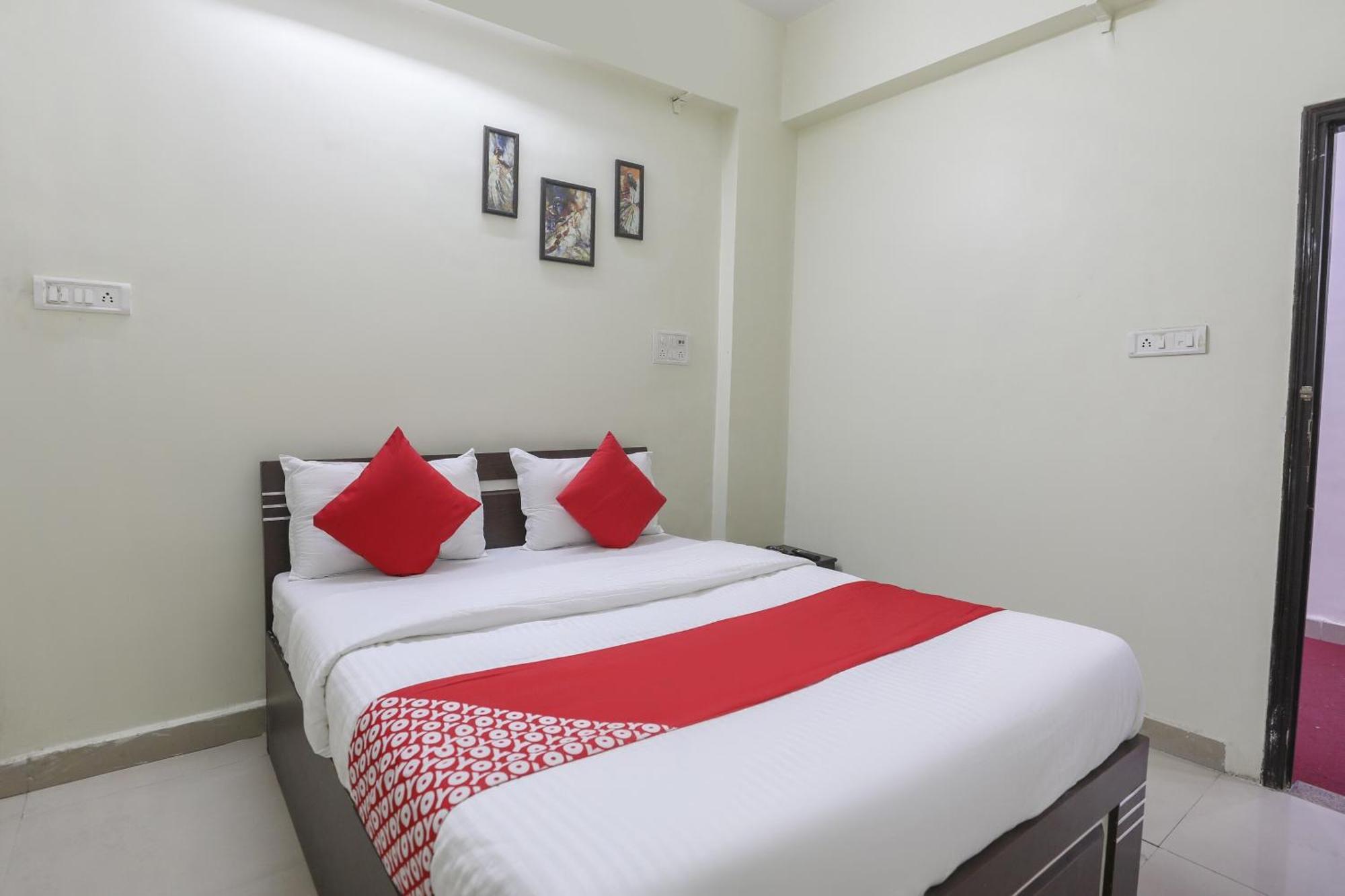Collection O Shyam Vatika Banquet And Rooms Surat Exterior photo